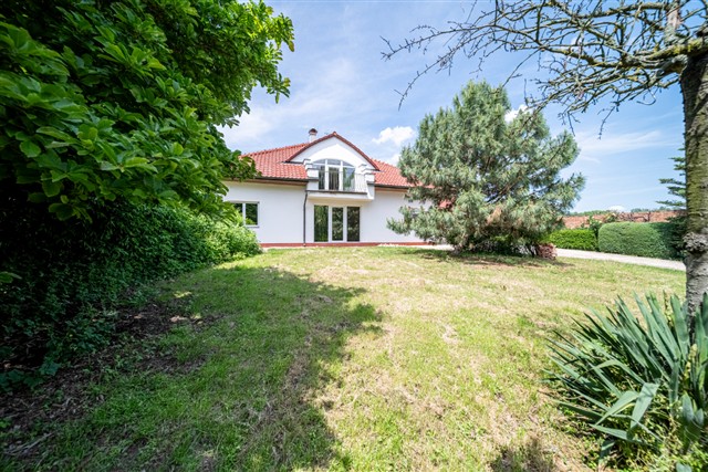 čelní pohled [8/56]